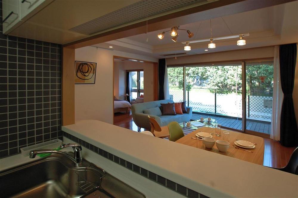 Oakwood Residence Aoyama Tokyo Servis gambar